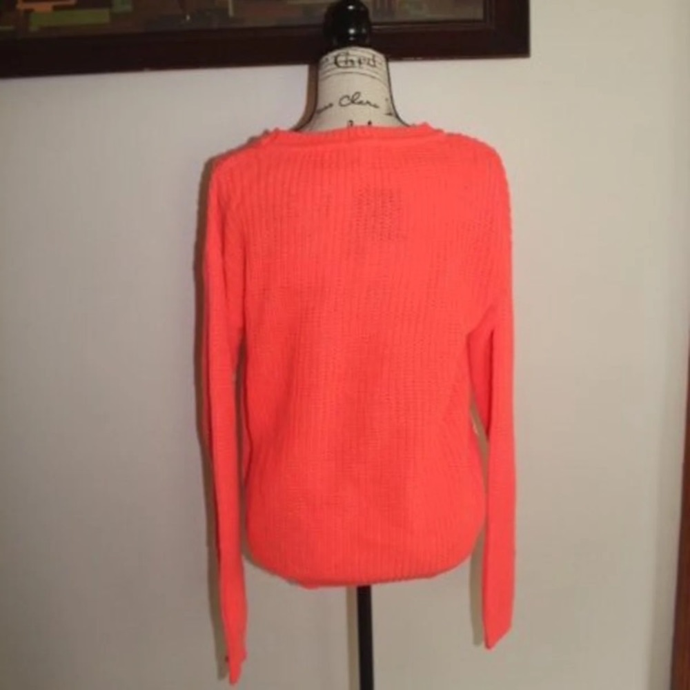 Sweater - Picture 2 of 2